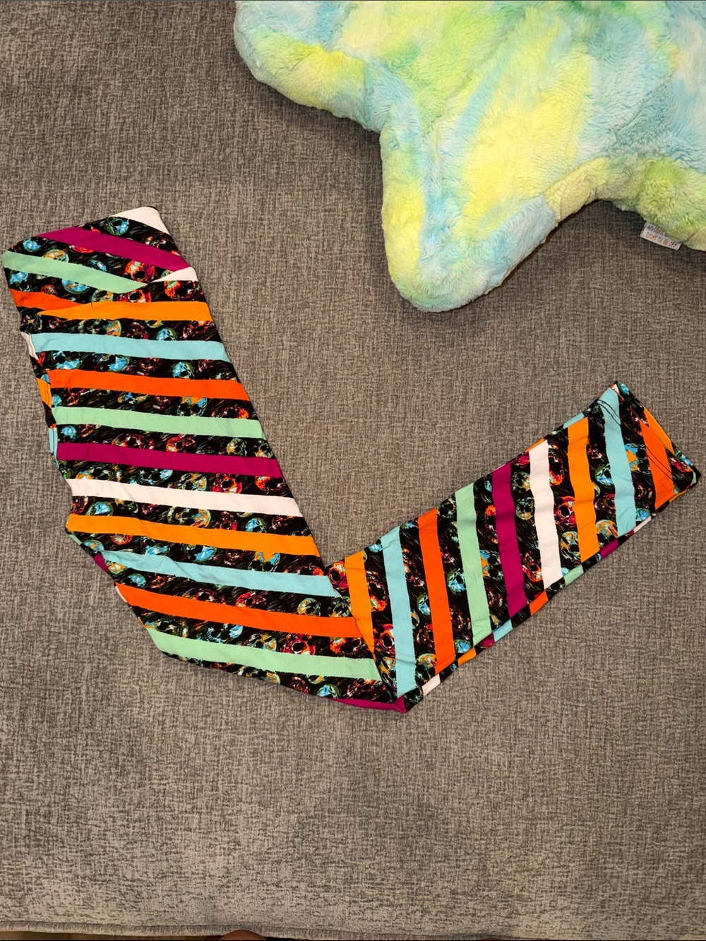 Lularoe Skull Striped Leggings